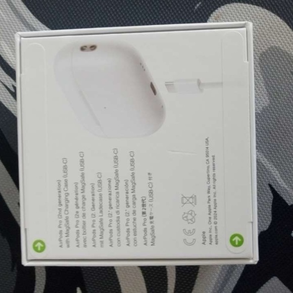 Apple AirPods Pro 2nd Generation with MagSafe Wireless Charging Case (USB‑C) - Picture 5 of 5
